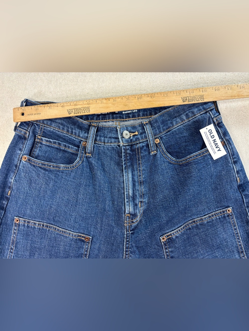 Old Navy Barrel Leg Jeans High Rise Patch Pocket Denim Size 10 NWT Blue - Picture 4 of 7